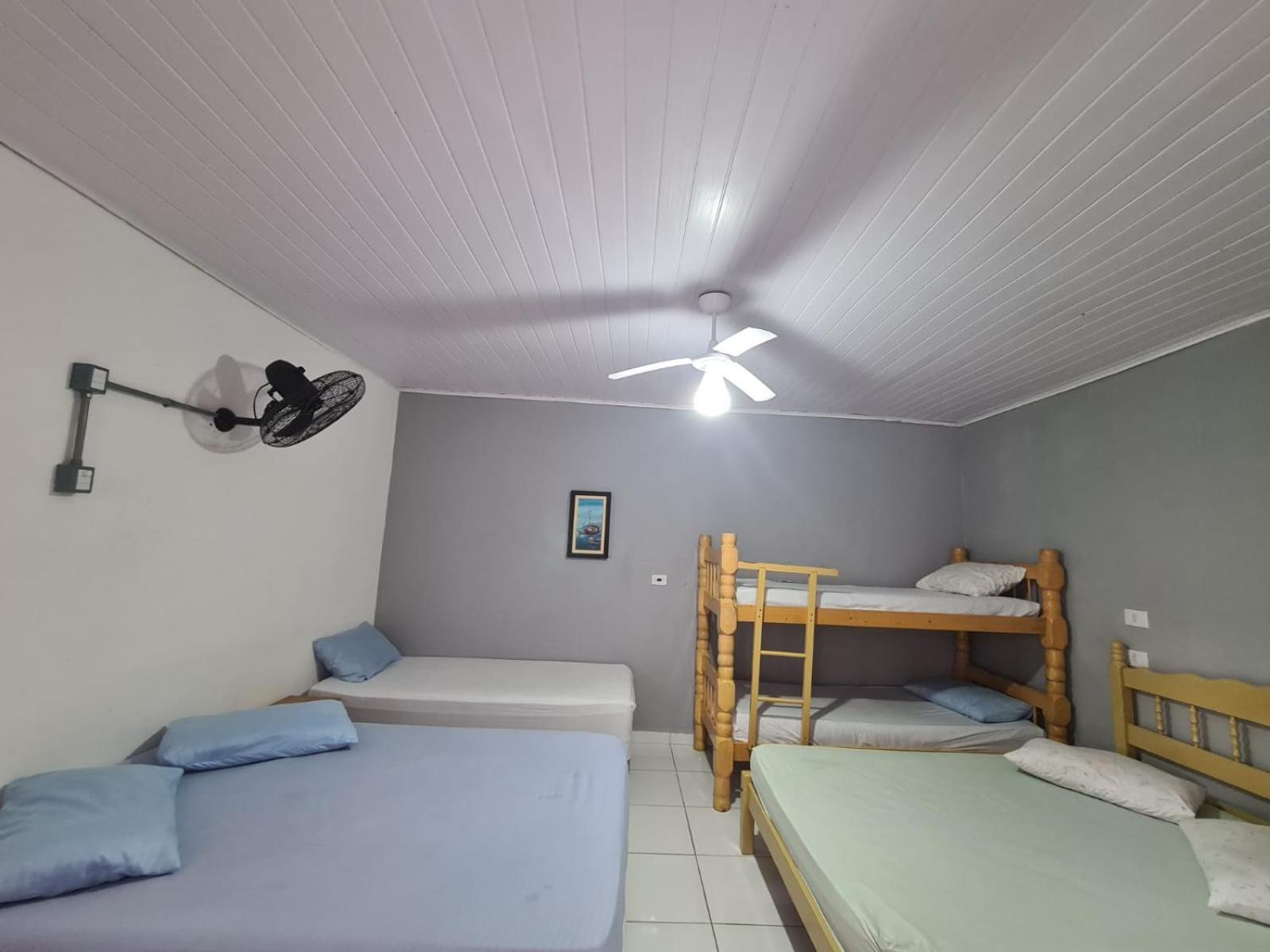 Hostel Praia Centro Itanhaém الغرفة الصورة